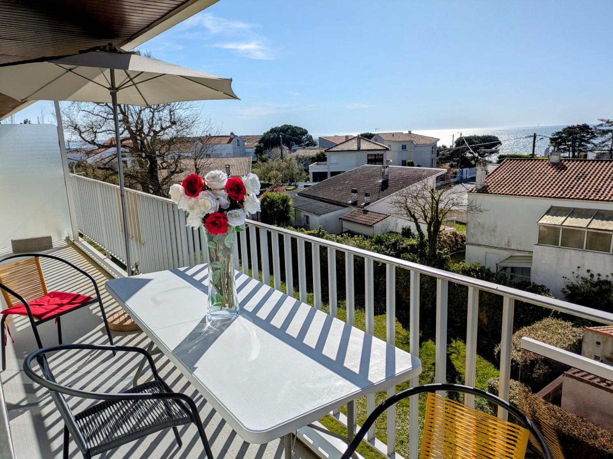 Appartement Vue Mer 180Deg Saint-Georges-de-Didonne Esterno foto